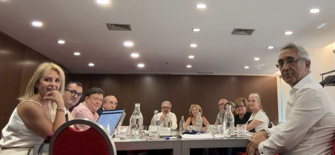 1f11a336-2230-c030-4916-ac99febc3078