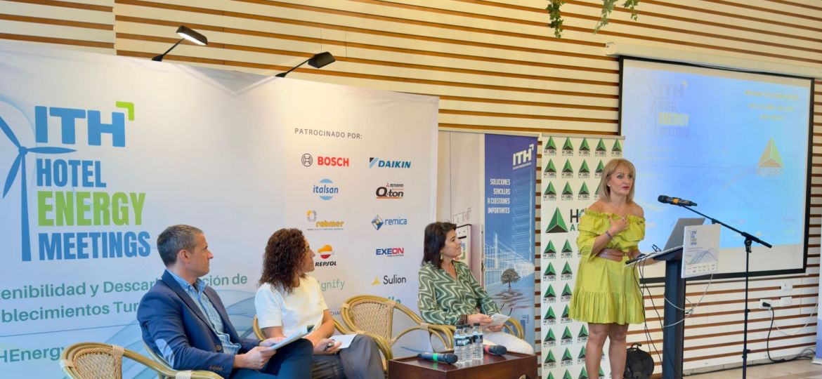 0f22ca96-1133-5664-d0c3-a7aa8d823a0f